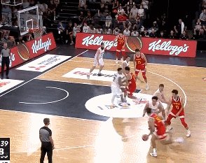 1692282880005060792.gif 66.gif